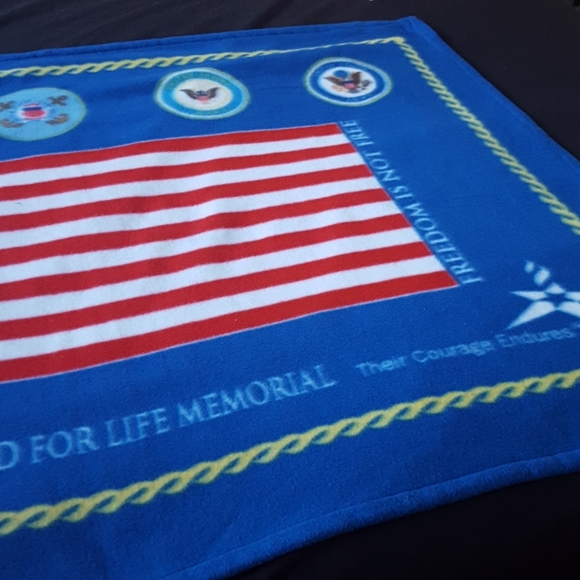 Fleece American Veterans Disabled Blanket. - Picture 3 of 7